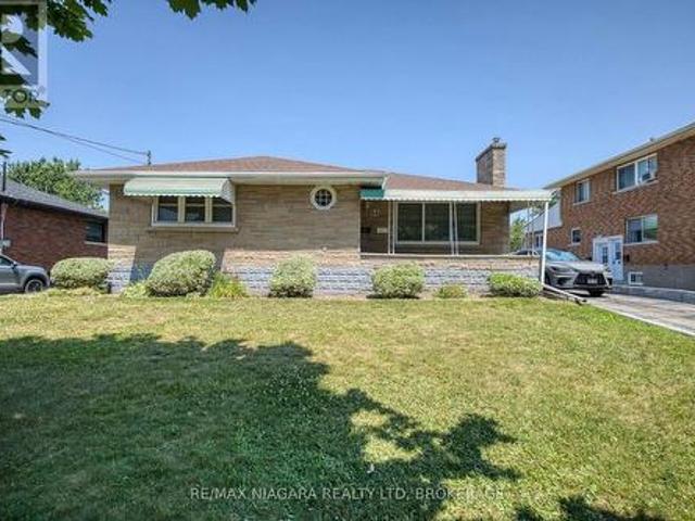 House for sale in Niagara, Ontario