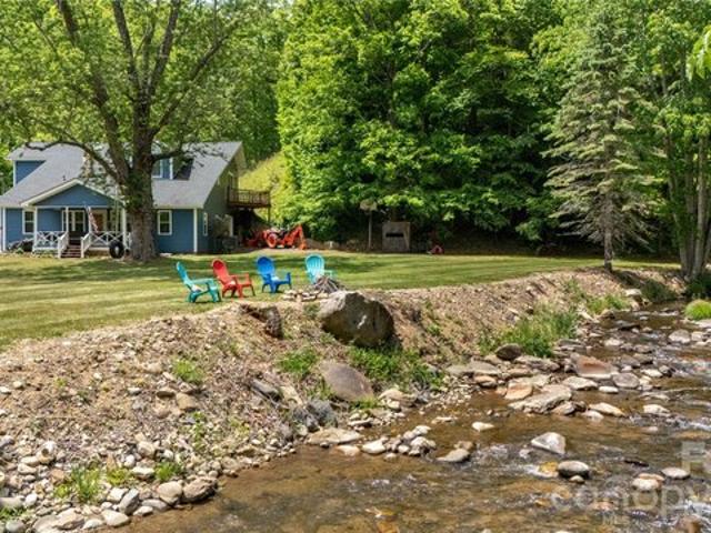 House for sale in Bakersville, North Carolina