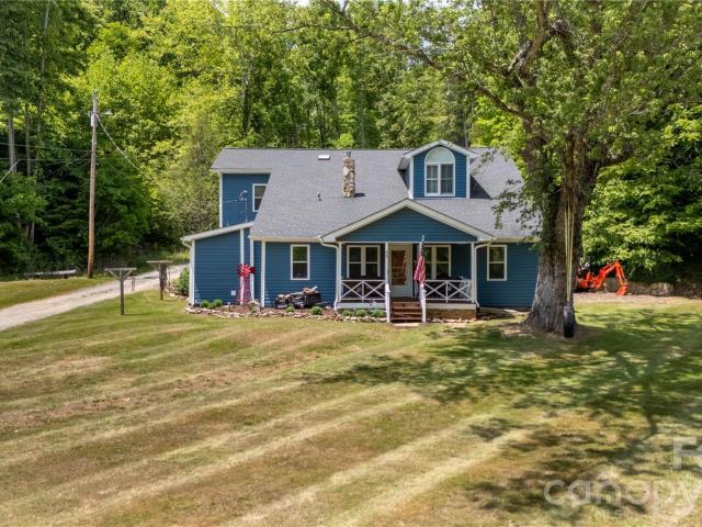 House for sale in Bakersville, North Carolina