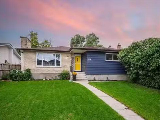 House for sale in East St. Paul, Manitoba