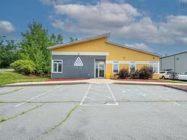 House for sale in Dartmouth, Nova Scotia