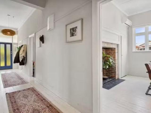 House for sale in Otakou
