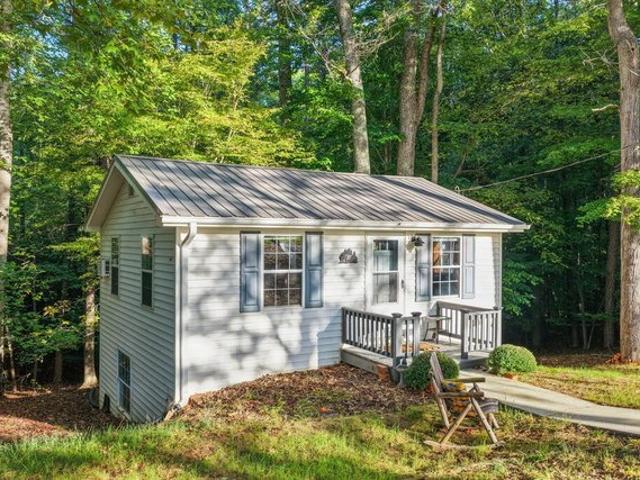 House for sale in Clarksville, Mecklenburg County