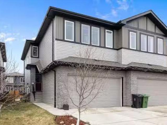 House for sale in Fort Saskatchewan, Alberta