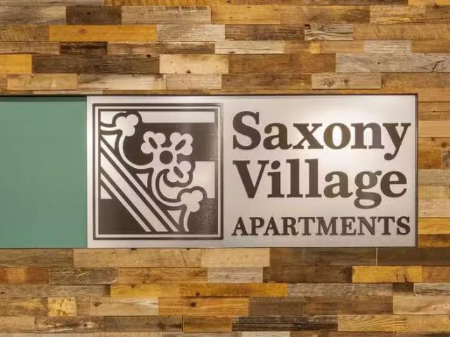 Condo for sale in Brookfield