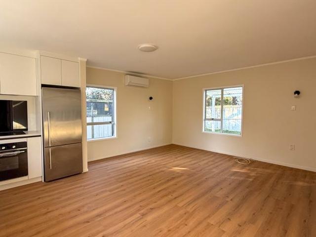 House for rent in Avondale, Oroua County