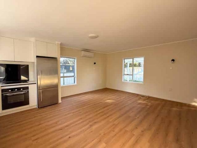 House for rent in Avondale, Oroua County