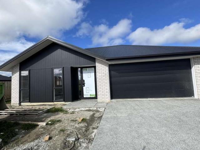 House for sale in Canterbury