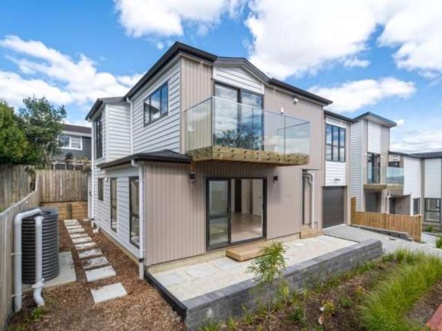 House for sale in New Windsor