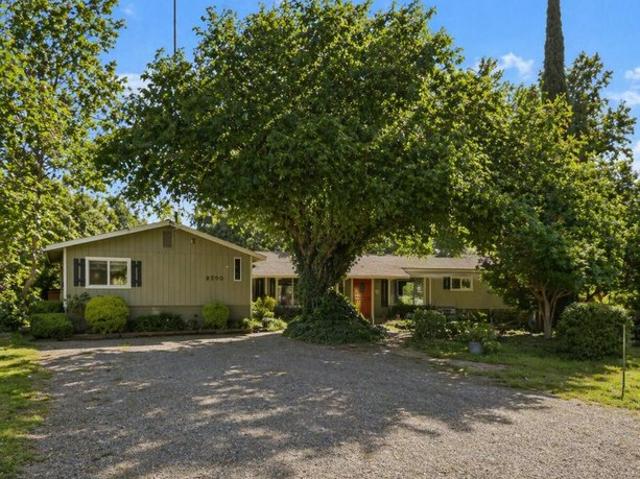 House for sale in Los Molinos, California