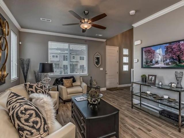 Townhouse for rent in Arapahoe, Colorado