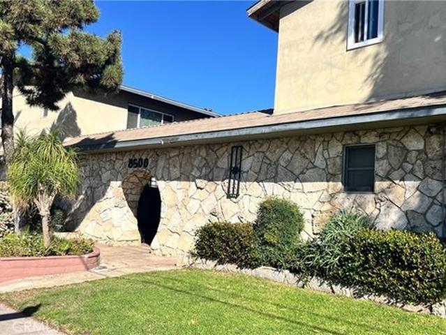 Condo for sale in Canoga Park, California