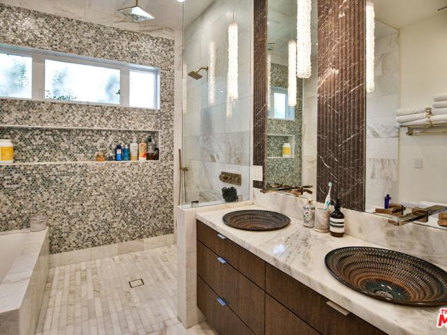 House for rent in Canoga Park, California