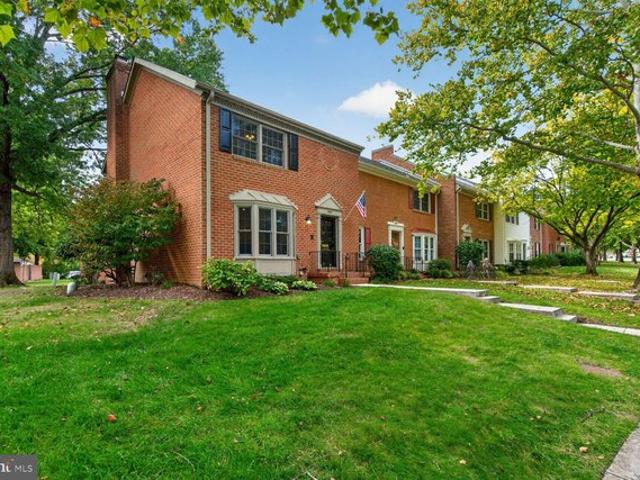 Townhouse for sale in Springfield, Fairfax County