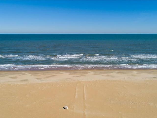 Condo for sale in Virginia Beach