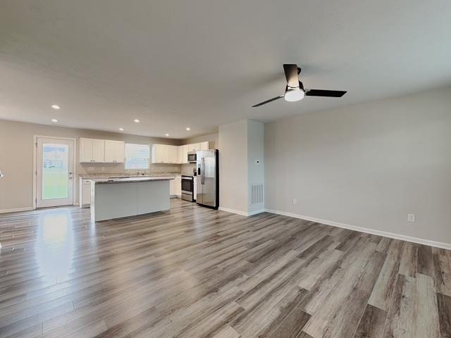 House for sale in Oak Mount, Pendleton