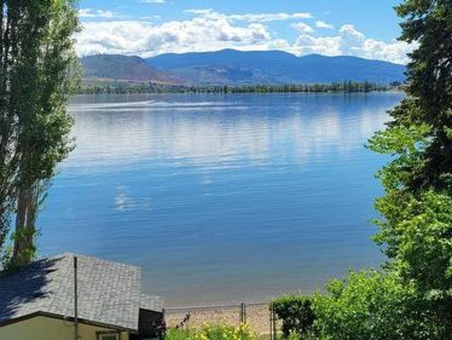 House for sale in Osoyoos, British Columbia