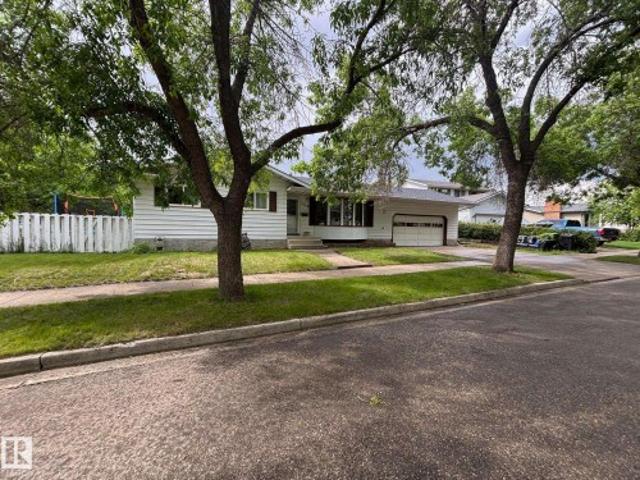 House for sale in Fort Saskatchewan, Alberta