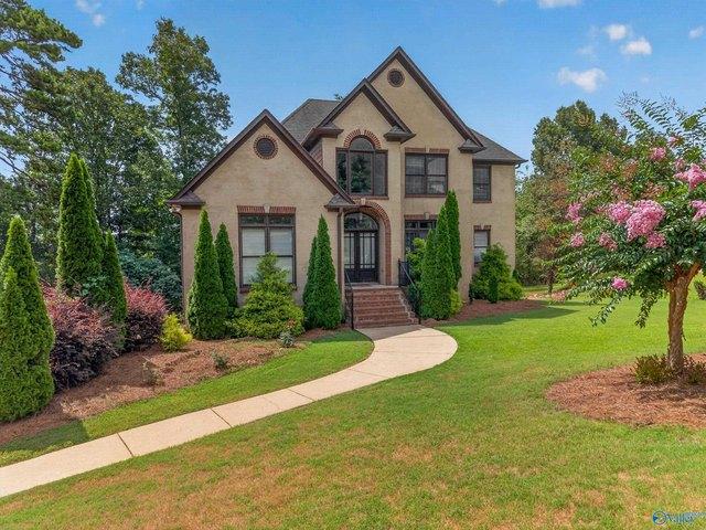 House for sale in Trussville, Alabama