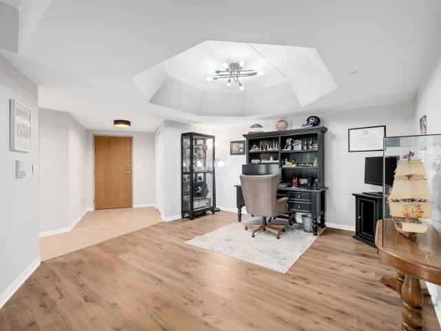 Condo for sale in Woodridge, Illinois