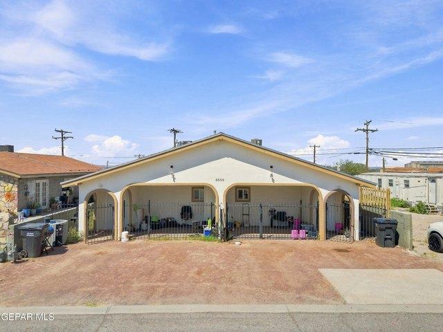 House for sale in Canutillo, El Paso County