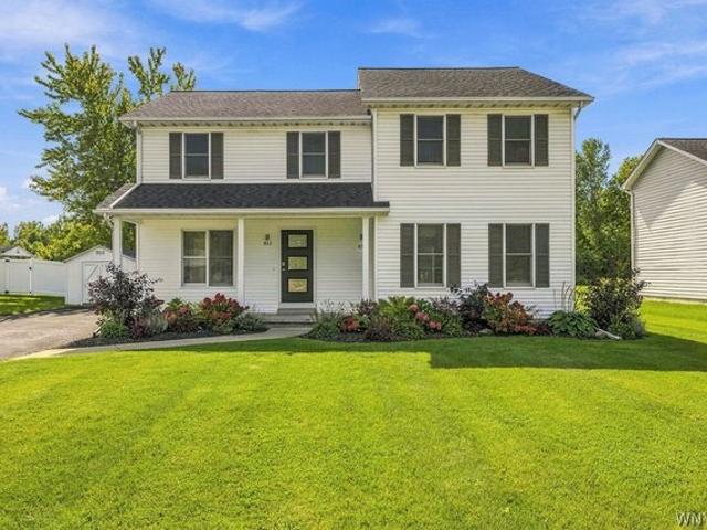 House for sale in Town of Lewiston, Niagara County