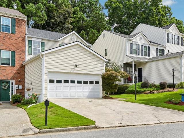 Townhouse for sale in Johns Creek, Georgia