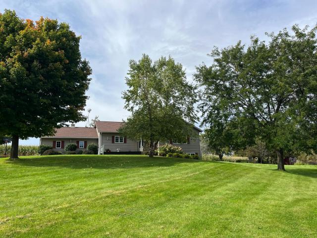House for sale in Town of Mifflin, Iowa County