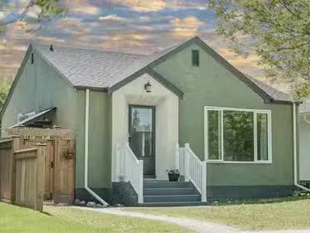 House for sale in East St. Paul, Manitoba
