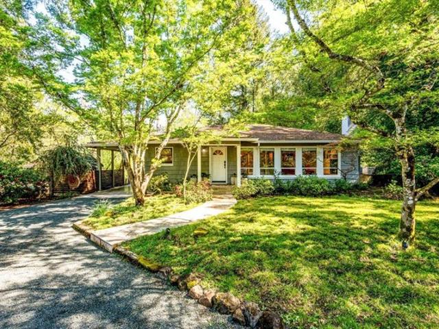 House for sale in Saint Helena, California