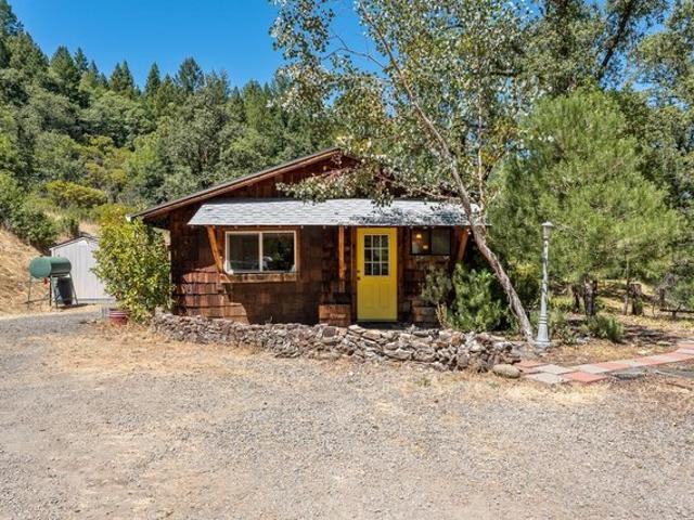 House for sale in Laytonville, California