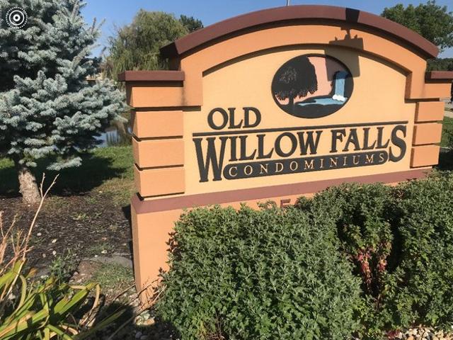 Condo for sale in Prospect Heights, Illinois