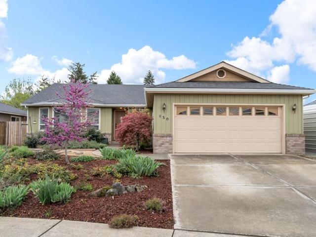 House for sale in Oregonia