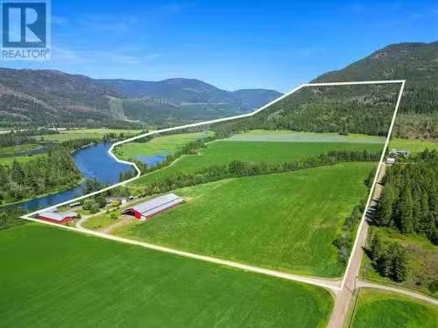 House for sale in Spallumcheen, British Columbia