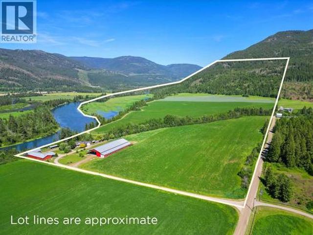 House for sale in Spallumcheen, Regional District of North Okanagan