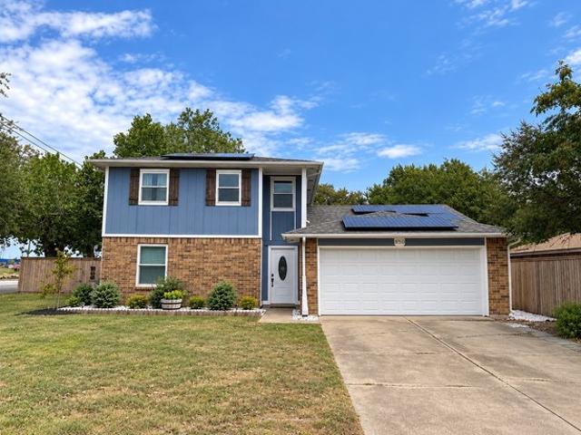 House for sale in Grand Prairie, Dallas County