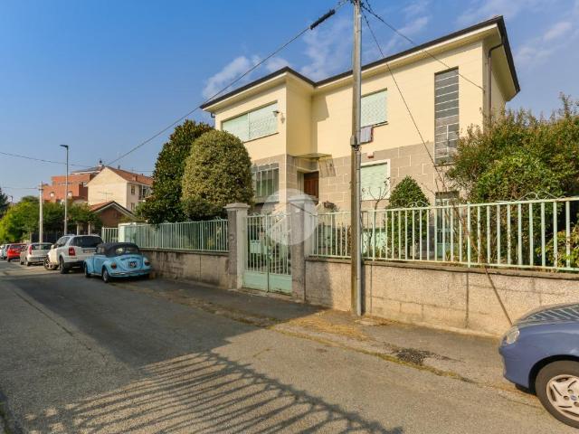 Villa Indipendente in affitto a Piemonte, Torino