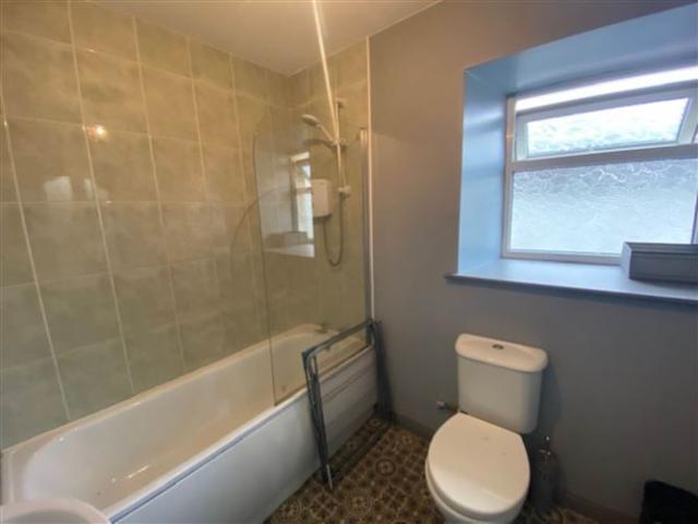Terraced House to rent in Burnside, Ulster