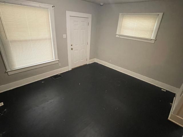House for sale in Near Eastside, Camby