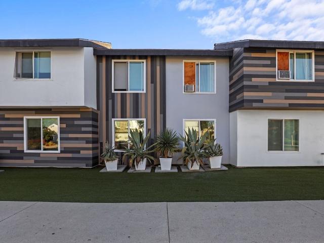 Apartment for rent in Santa Ana, California