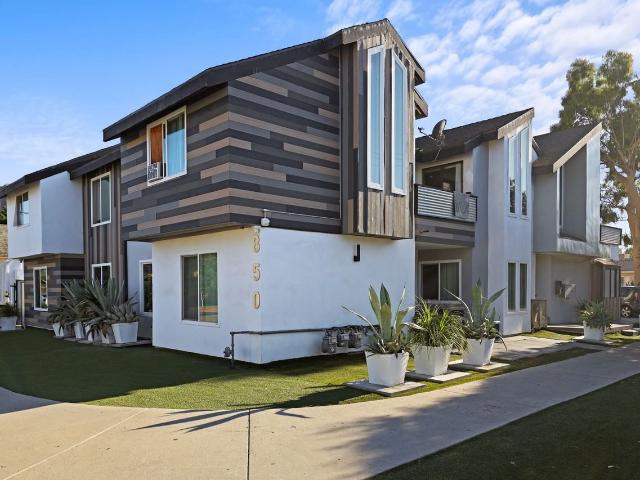 Apartment for rent in Santa Ana, California