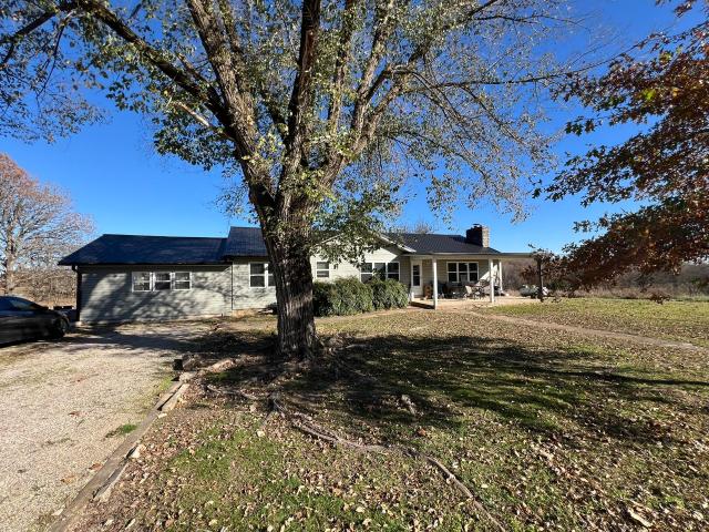 House for sale in Thayer, Missouri