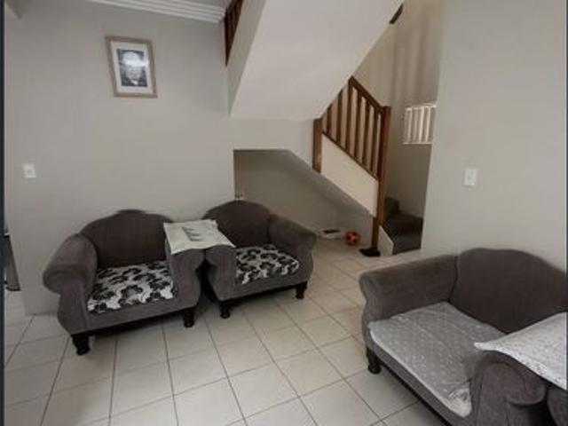 Townhouse for rent in Sydney, New South Wales