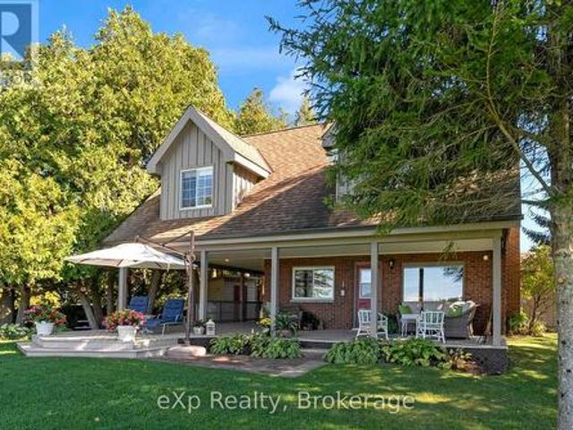 House for sale in Ontario