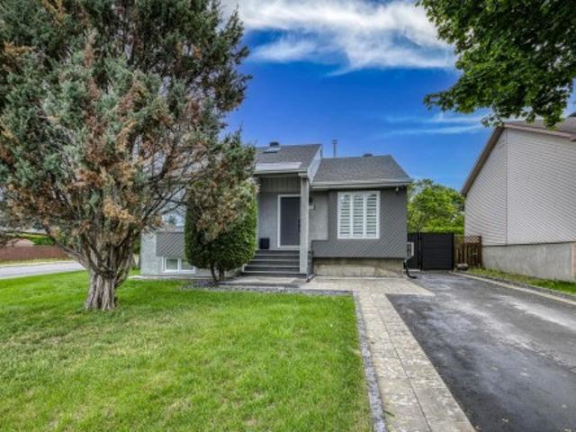 House for sale in Fabreville, Quebec