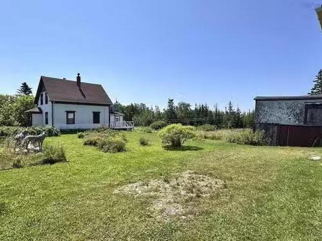 House for sale in East Side Of Ragged Island, Nova Scotia