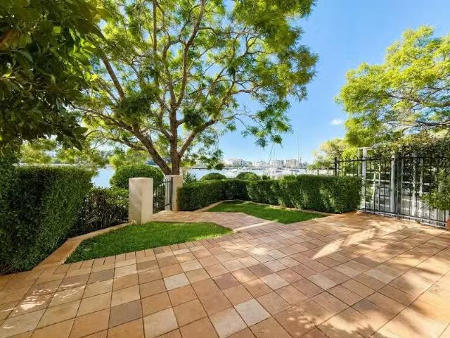 Apartment for rent in Kangaroo Point, Greater Brisbane