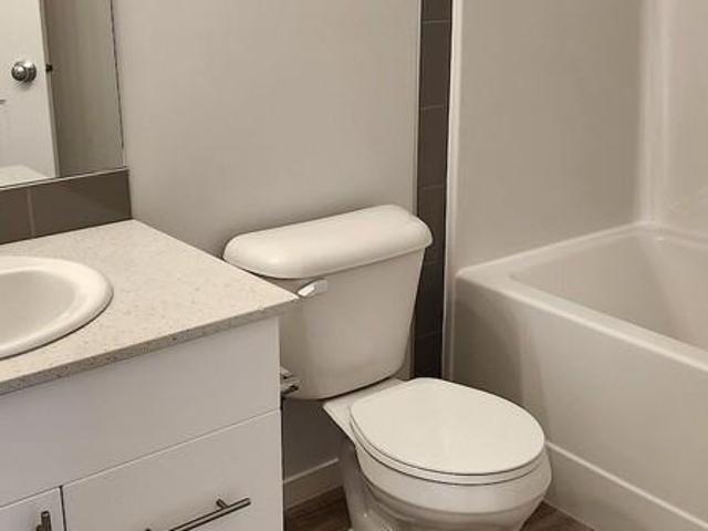 House for rent in Wedgewood, Alberta