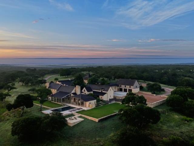 Farm for sale in Kendall, Texas