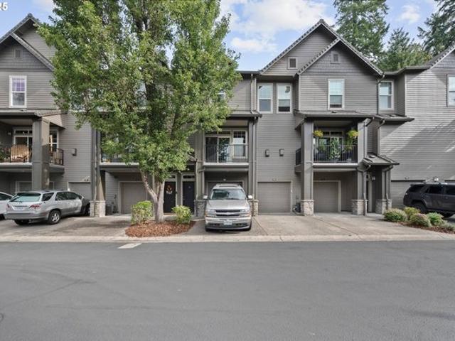 Condo for sale in Oregonia